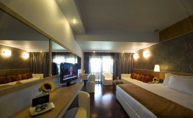 Thessalikon Grand Hotel Kardítsa Екстериор снимка